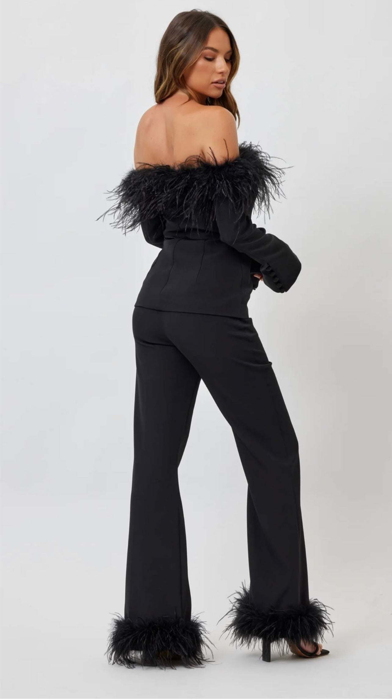 Dress Hire, Dress Hire near me, Dress Hire Brisbane, The Volte, All The Dresses, Dress Hire Sydney, Dress Hire Adelaide, Dress Hire Perth, Designer Dress, Black Dress, Pink Dress, Red Dress, White Dress, Formal Dress Hire, Wedding Guest Dresses, Birthday Dress Hire